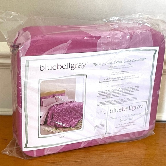 BlueBellGray Twin / Twin XL Dorm Duvet Cover Sham Set Pink Fleur Watercolor New - Picture 6 of 6